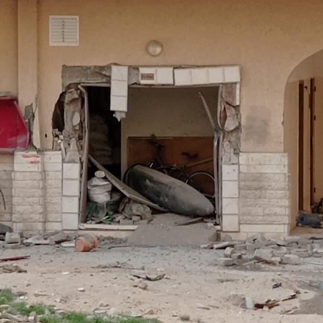 وداع جانسوز فلسطینیها با کودکان شهیدشان وداع جانسوز فلسطینیها با کودکان شهیدشان