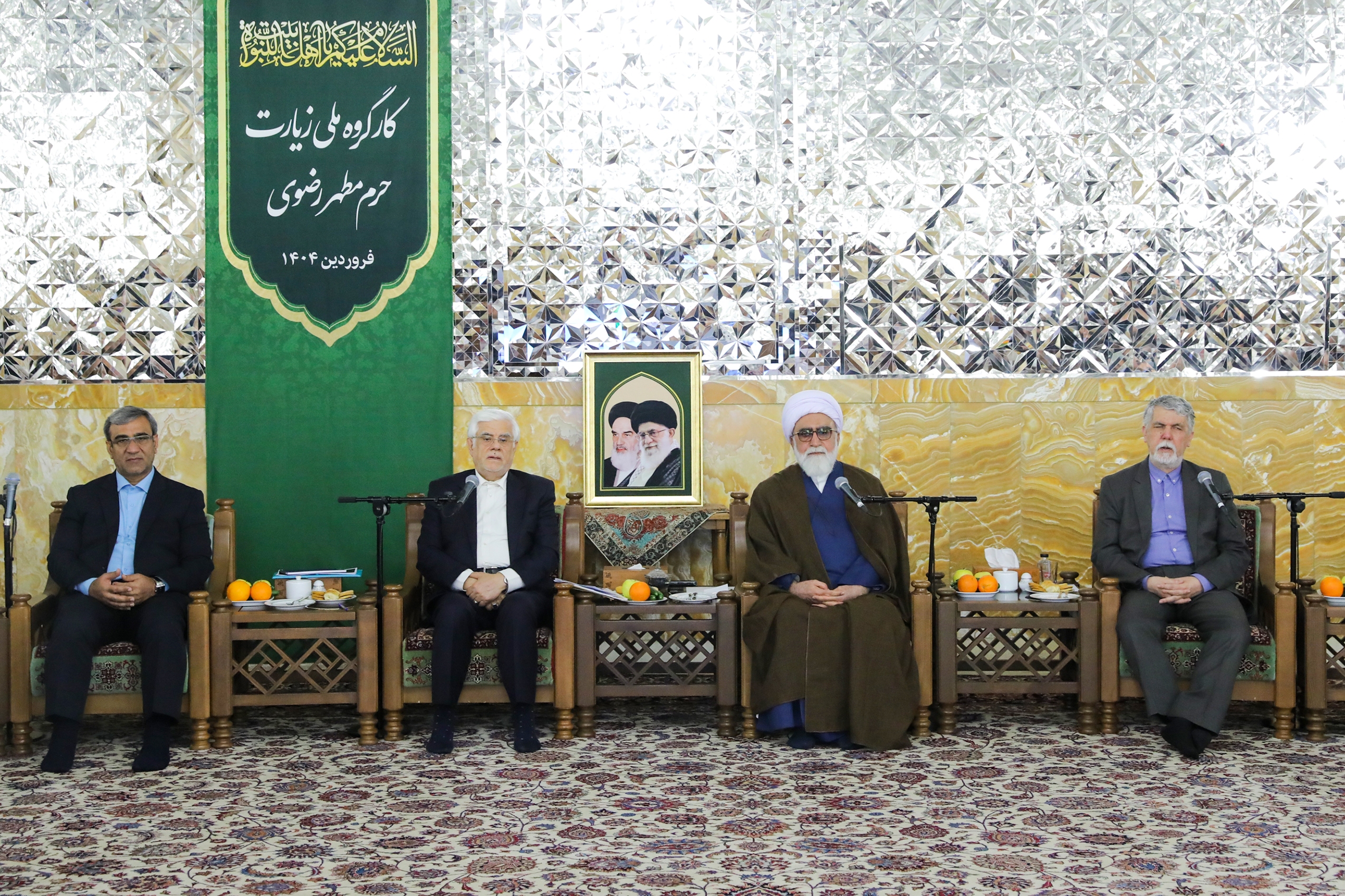 برای پاسخ به مطالبات مردم پای کار هستیم برای پاسخ به مطالبات مردم پای کار هستیم