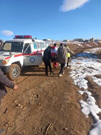 امداد رسانی به فرد حادثه دیده سقوط از ارتفاع در سمیرم