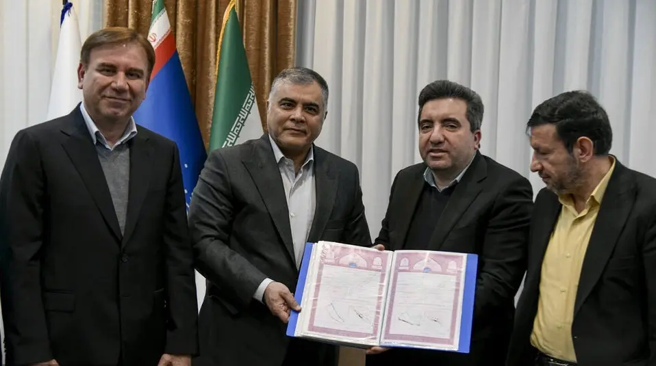 تحویل اسناد زمین‌های منطقه ویژه پارس به وزارت نفت