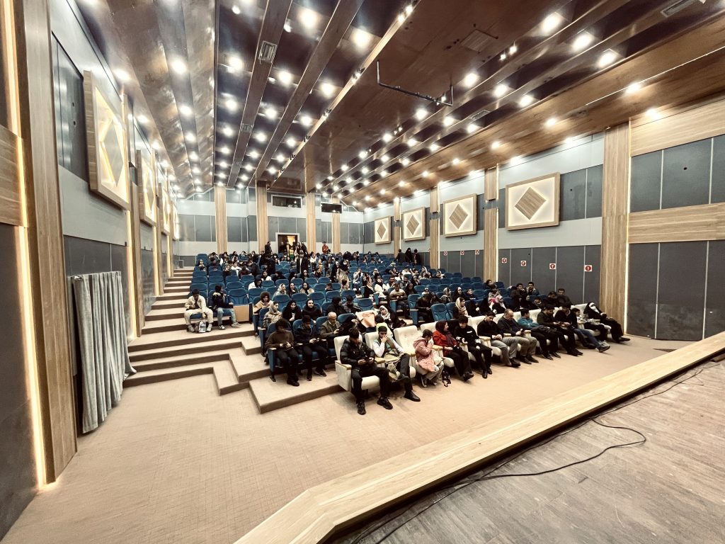 اختتامیه جشنواره فیلم فجر با اکران «مارون»