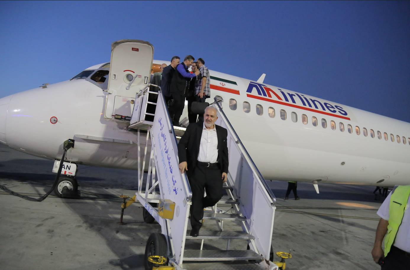 افتتاح و آغاز عملیات پروژه‌های آب و برق خوزستان با حضور وزیر نیرو