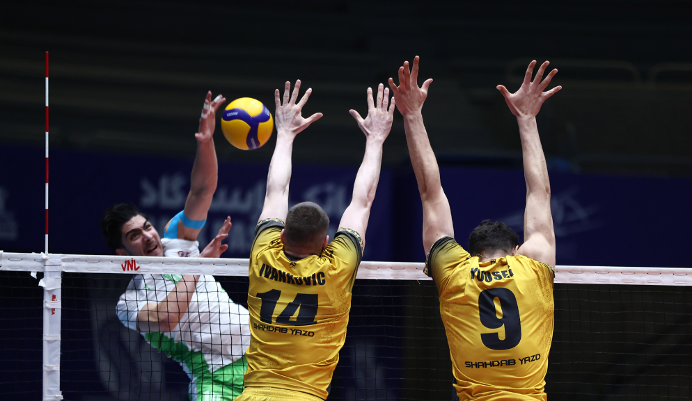 هفته هجدهم لیگ برتر والیبال؛ برتری صنعتگران امید مقابل شهداب هفته هجدهم لیگ برتر والیبال؛ برتری صنعتگران امید مقابل شهداب