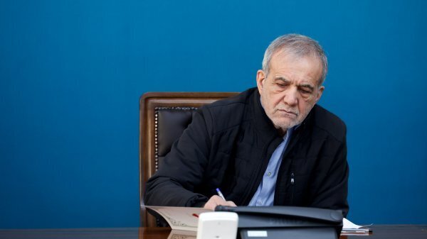 پیام تسلیت رئیس جمهور برای درگذشت پاپ فرانسیس پیام تسلیت رئیس جمهور برای درگذشت پاپ فرانسیس