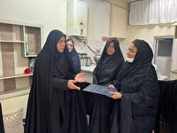 دیدار با خانواده کودکان هفت ساله شهید در تبریز