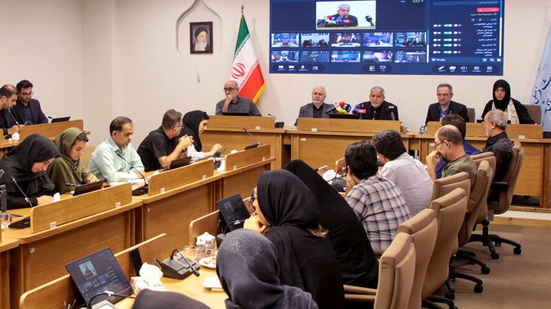 تکنرخی بودن خدمات گردشگری برای گردشگران داخلی و خارجی تکنرخی بودن خدمات گردشگری برای گردشگران داخلی و خارجی