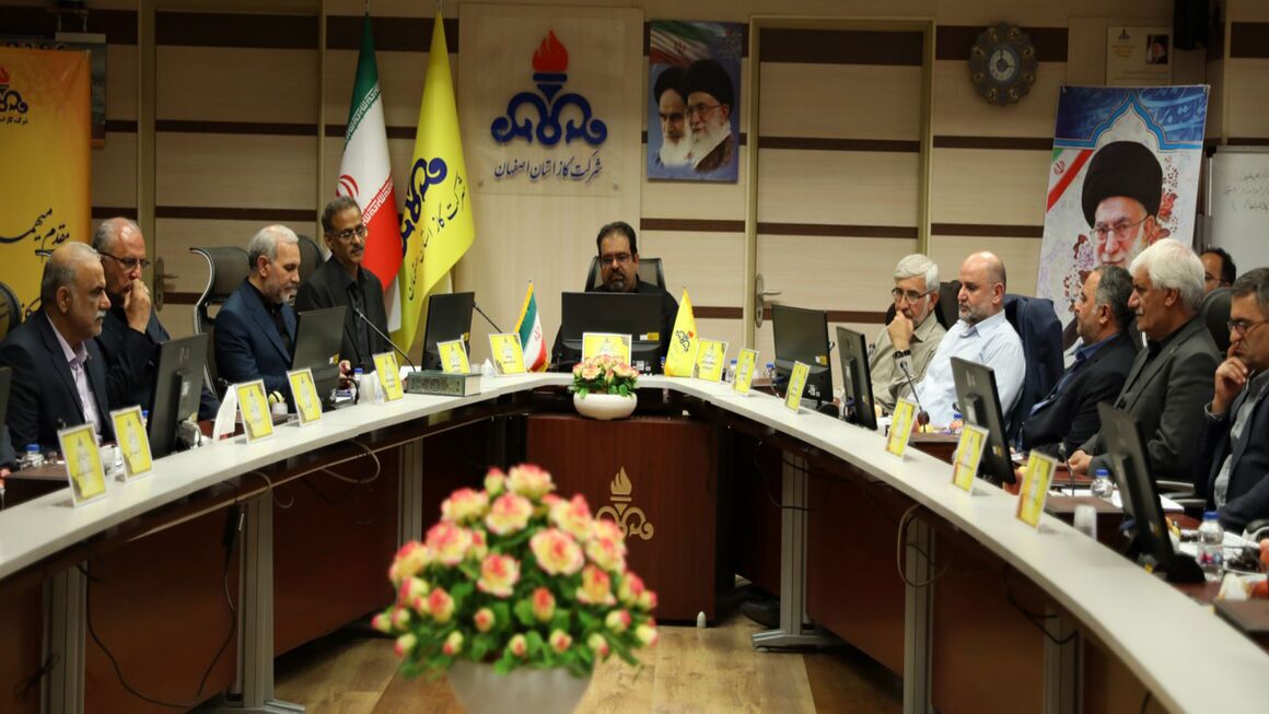 ***پایداری شبکه با جان‌فشانی کارکنان صنعت گاز