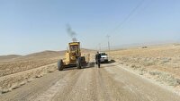مرمت جاده عشایری در شمال فارس
