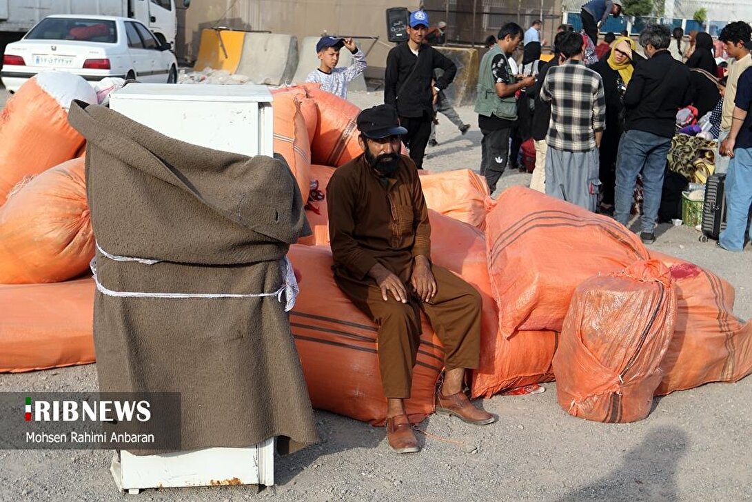 خروج اتباع افغانستانی غیرمجاز از مرز دوغارون