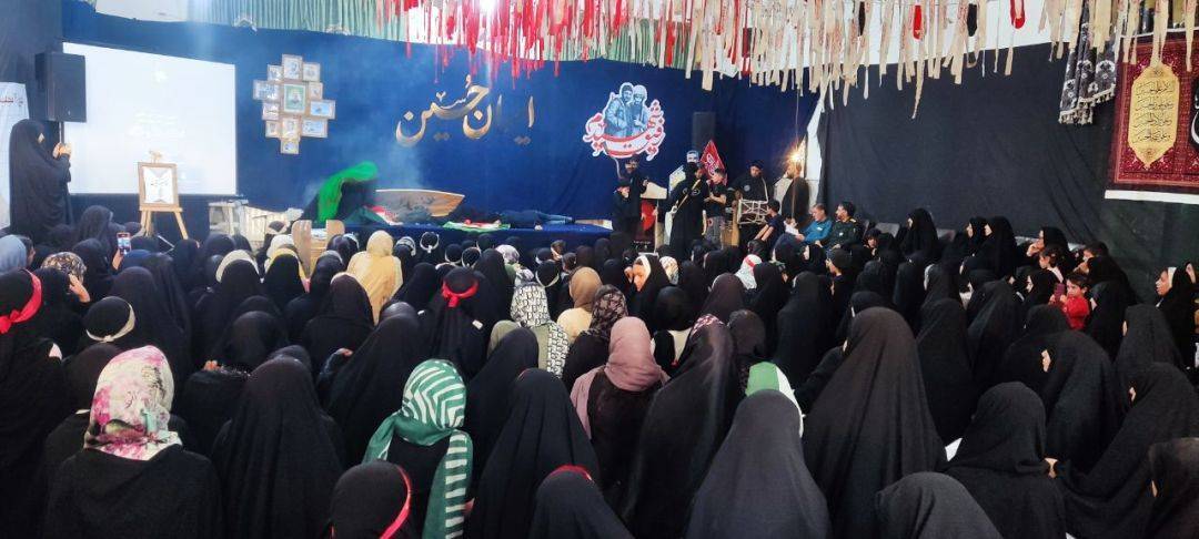 اجتماع بزرگ دختران عاشورایی در نیشابور