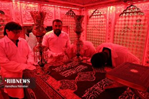 آیین غبارروبی ضریح مطهر آستان مقدس امامزاده صالح (ع)