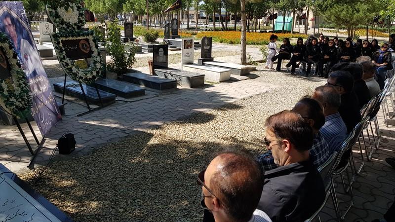 پیام آذری