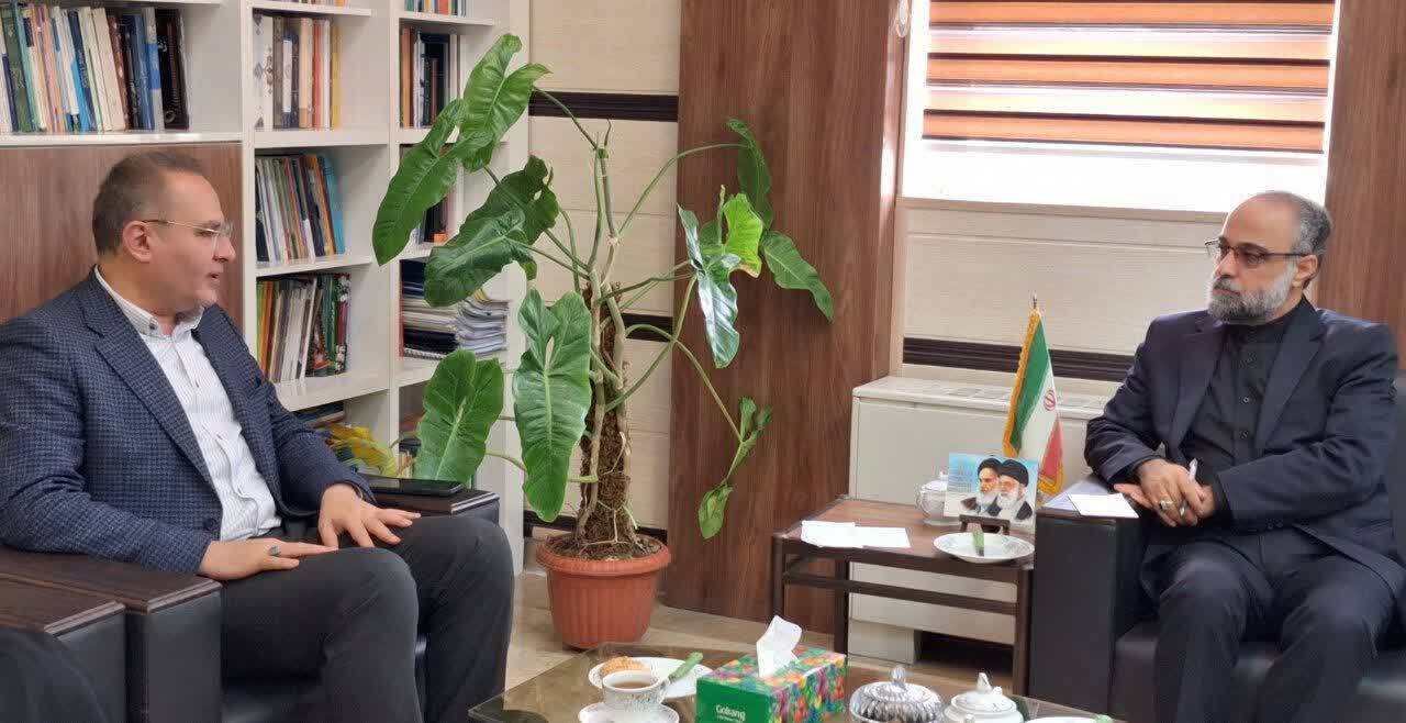 پیام آذری