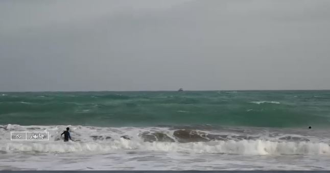 غرقشدن جوان ۱۸ ساله در ساحل رمین چابهار غرقشدن جوان ۱۸ ساله در ساحل رمین چابهار