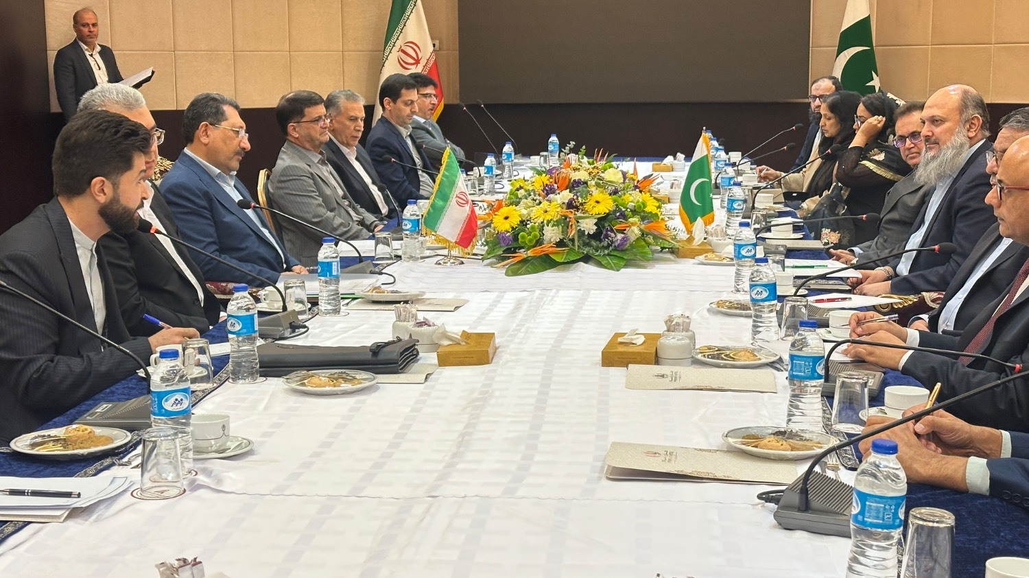 تجارت آزاد ایران و پاکستان تا پاییز امسال شروع میشود تجارت آزاد ایران و پاکستان تا پاییز امسال شروع میشود