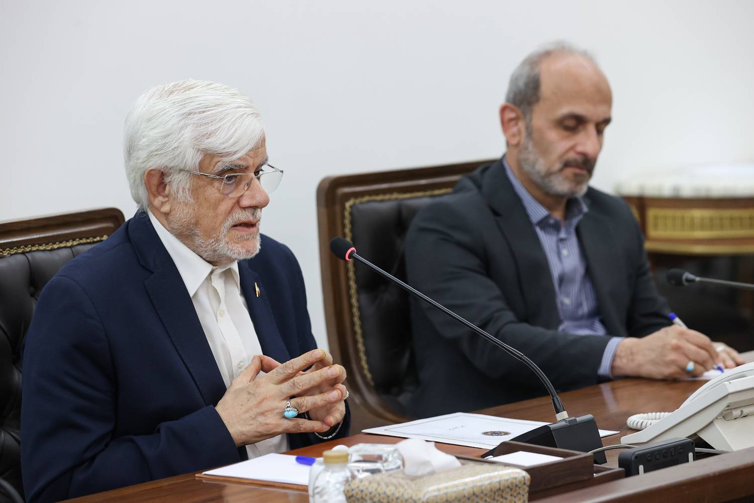 نباید به گونه‌ای عمل کرد که انسجام ملی خدشه‌دار شود