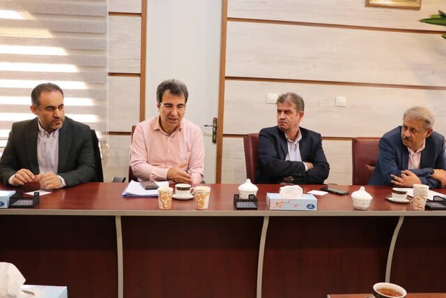 تنظیم قراردادهای اراضی شهرکهای صنعتی فقط با مجوز رسمی تنظیم قراردادهای اراضی شهرکهای صنعتی فقط با مجوز رسمی