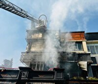 آتش‌سوزی رستوران دوطبقه شهرک غرب