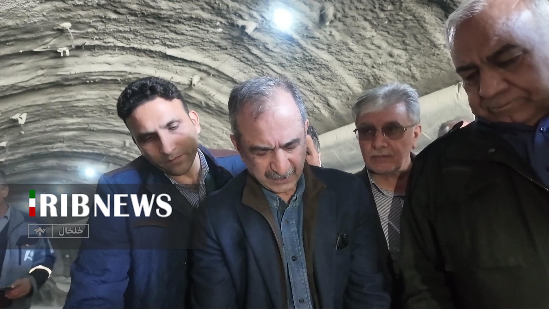 جاده خلخال - منجیل در حال احداث است