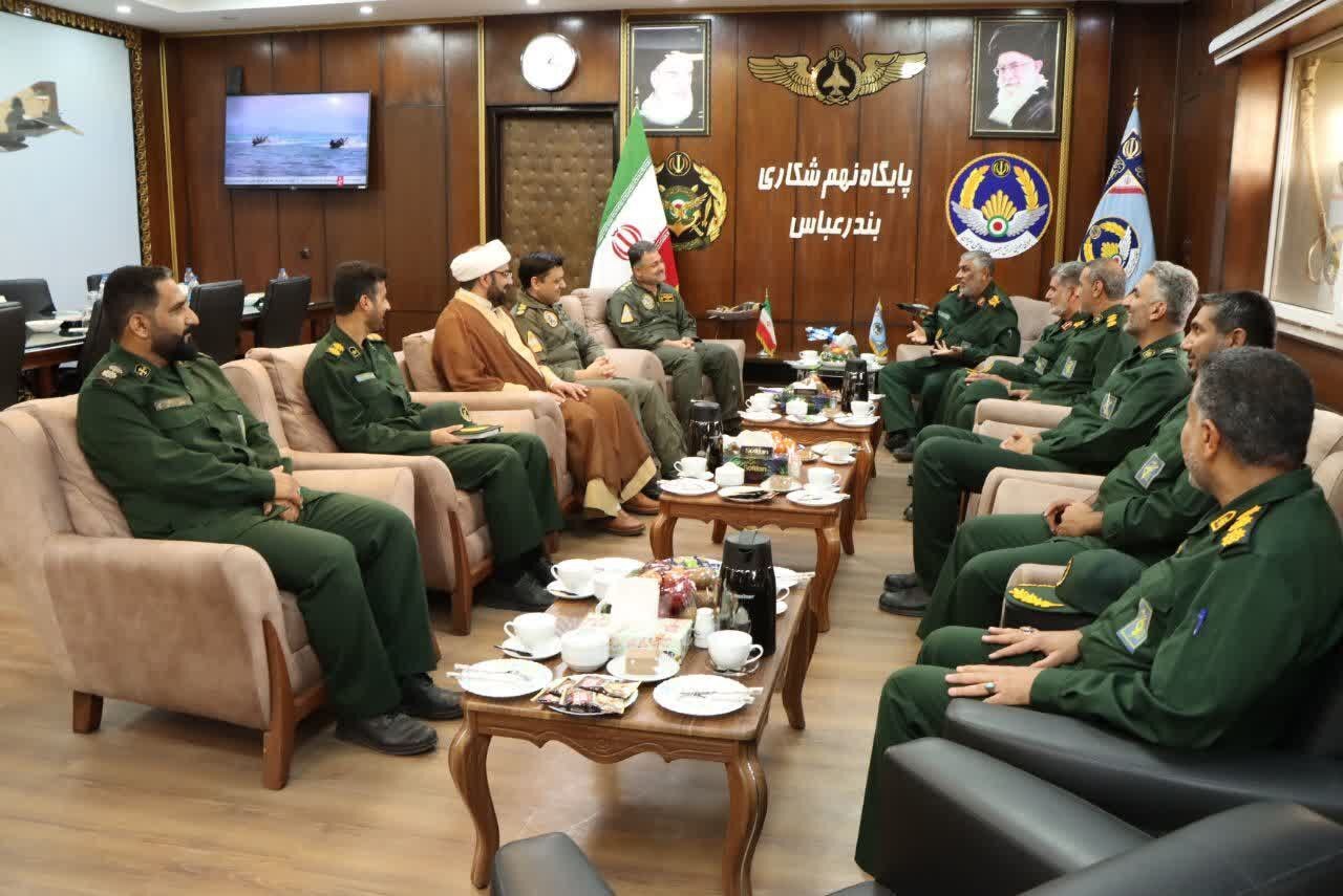 *** ارتش و سپاه منسجم برای تقویت امنیت خلیج فارس *** ارتش و سپاه منسجم برای تقویت امنیت خلیج فارس