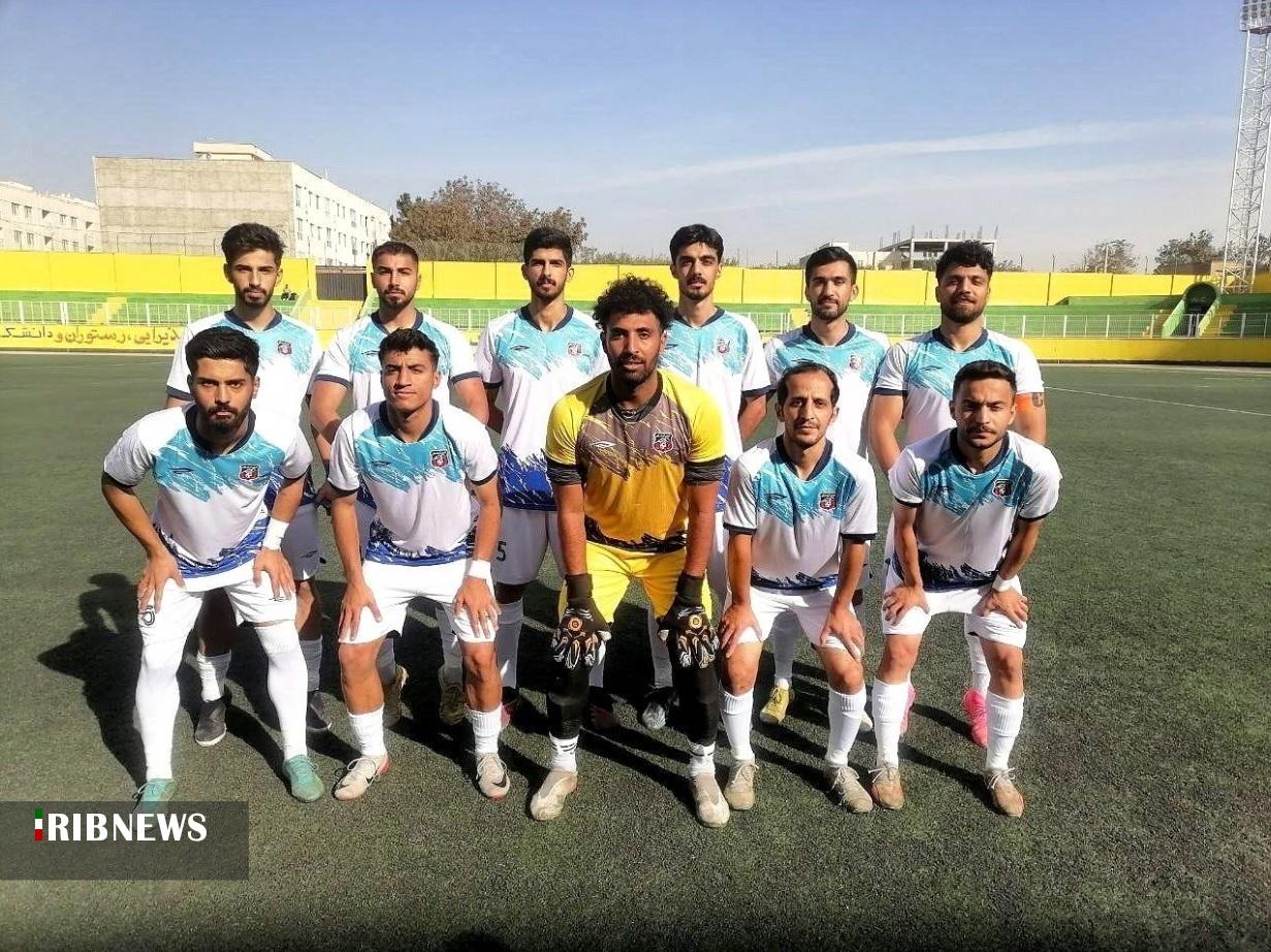 مصاف نماینده کردستان در خانه در هفته چهارم لیگ دسته سه فوتبال مصاف نماینده کردستان در خانه در هفته چهارم لیگ دسته سه فوتبال