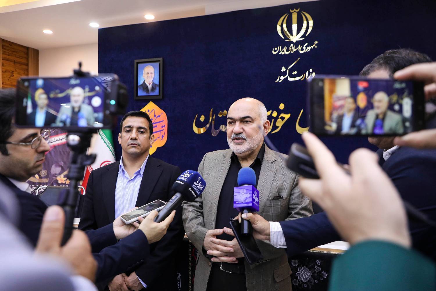 دستور استاندار خوزستان برای تسهیل پرداخت وام ازدواج دستور استاندار خوزستان برای تسهیل پرداخت وام ازدواج