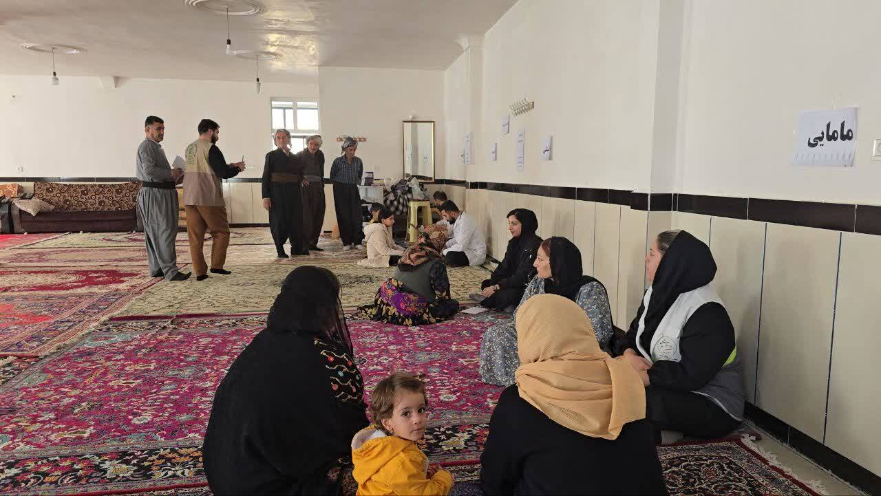 سفیران سلامت به یاری مرزنشینان شتافتند سفیران سلامت به یاری مرزنشینان شتافتند